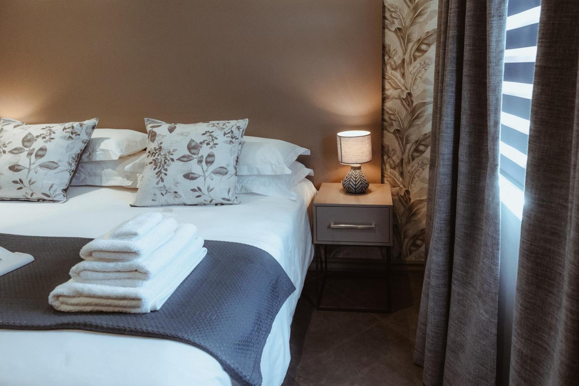 The Feather Hill Boutique Hotel Potchefstroom Eksteriør billede